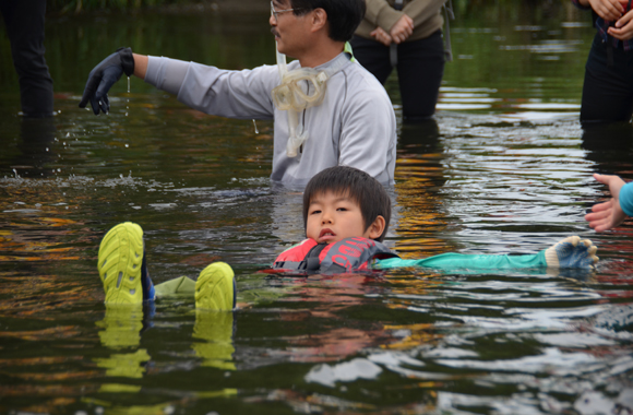 川の安全教室　～かっぱの川流れ～