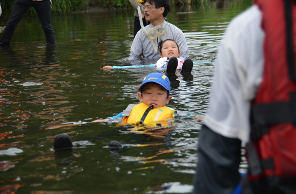 川の安全教室　～かっぱの川流れ～