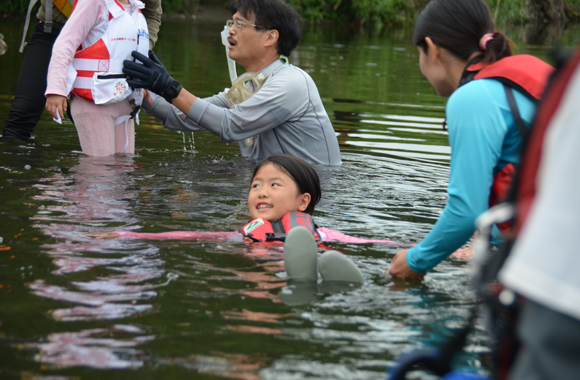 川の安全教室　～かっぱの川流れ～