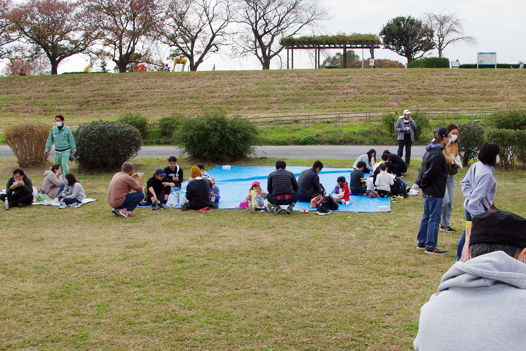 多摩川クリーンアップ・焼き芋大会