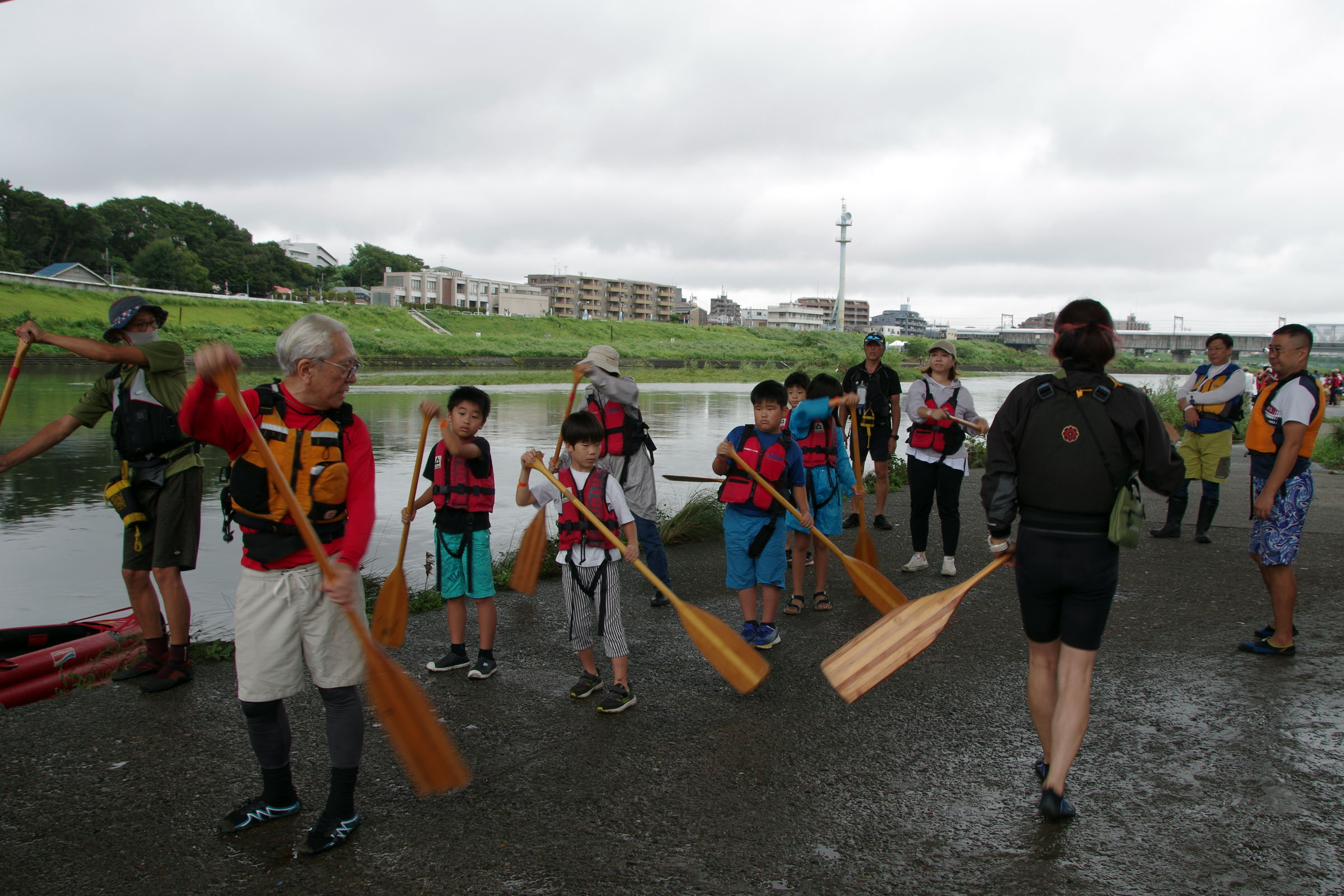 丸子の渡し祭り・多摩川で和むe体験