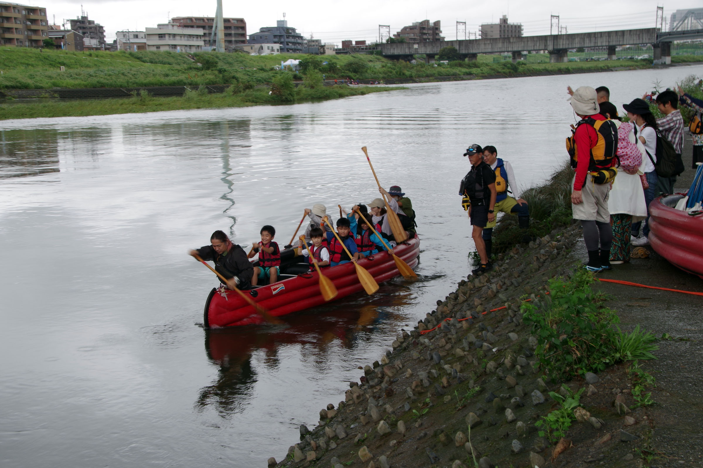 丸子の渡し祭り・多摩川で和むe体験