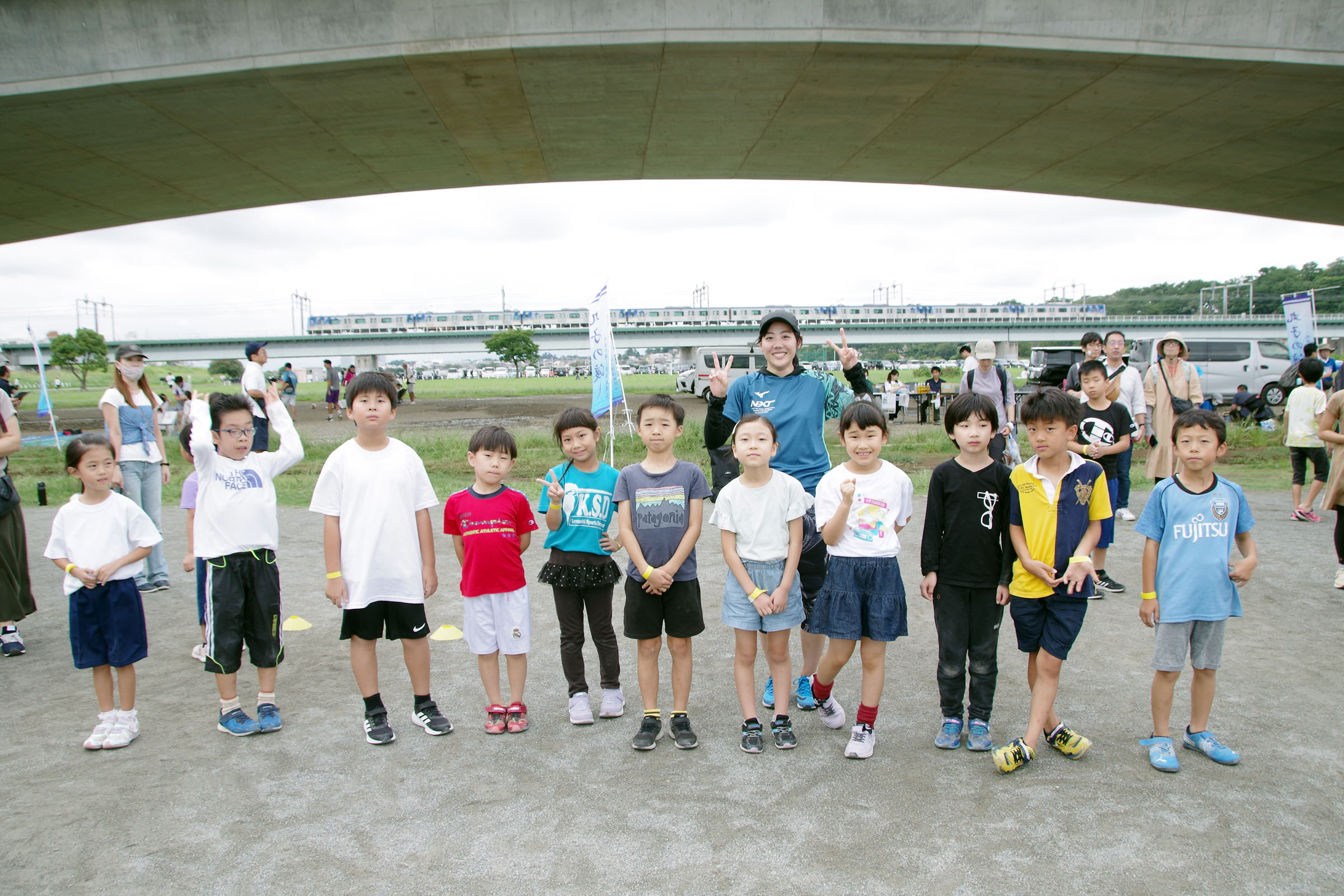 丸子の渡し祭り・多摩川で和むe体験