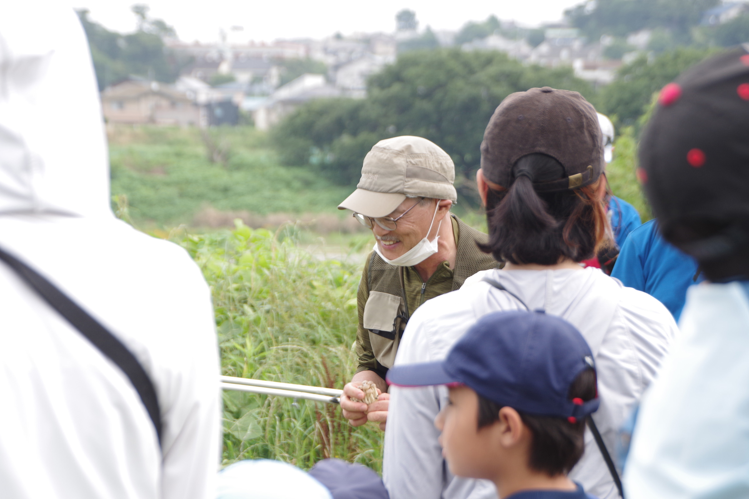 『川の生きもの観察会（ガサガサ）』