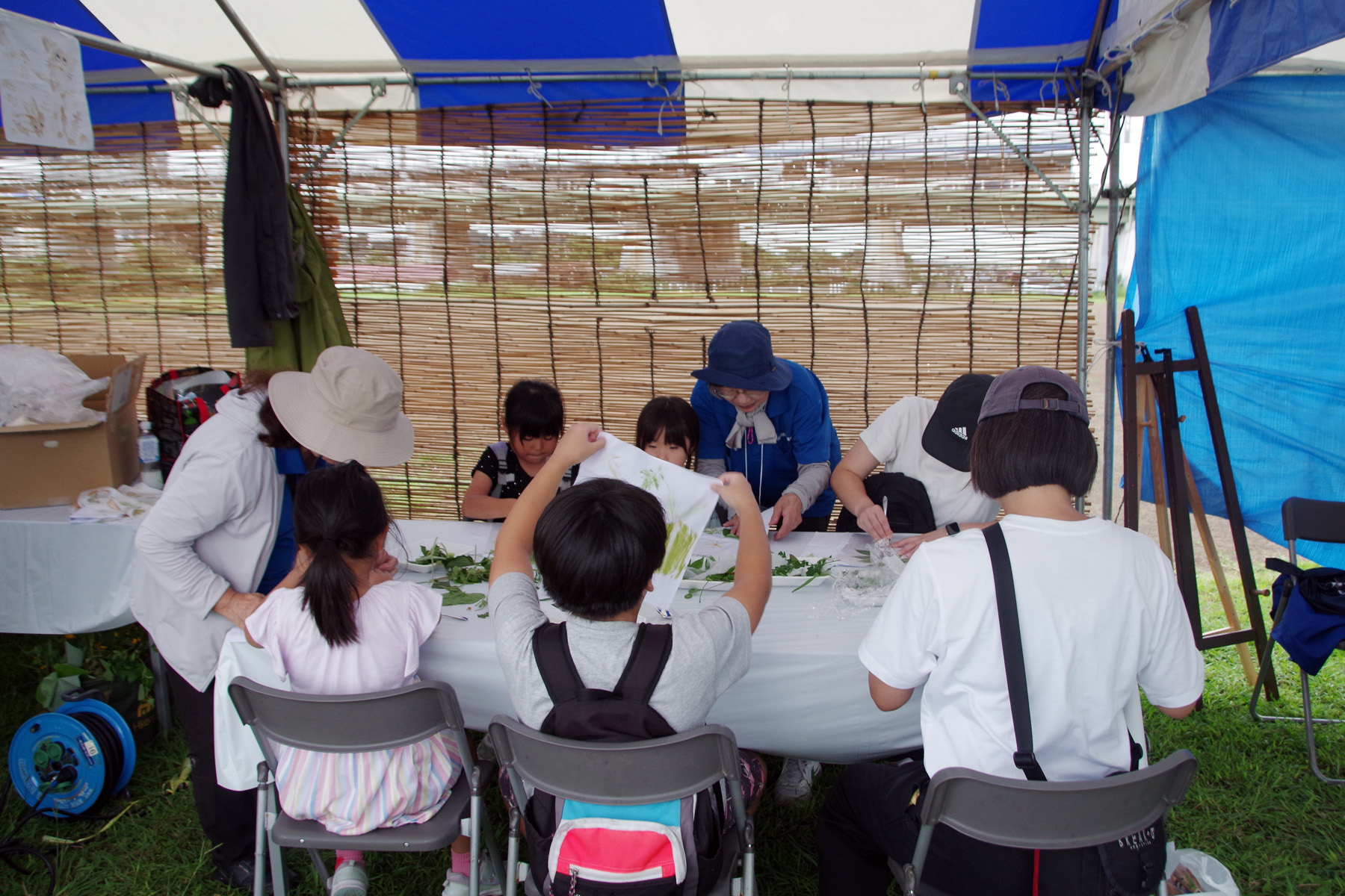 夏休み 多摩川教室 草木染