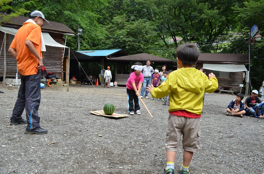 スイカ割り大会