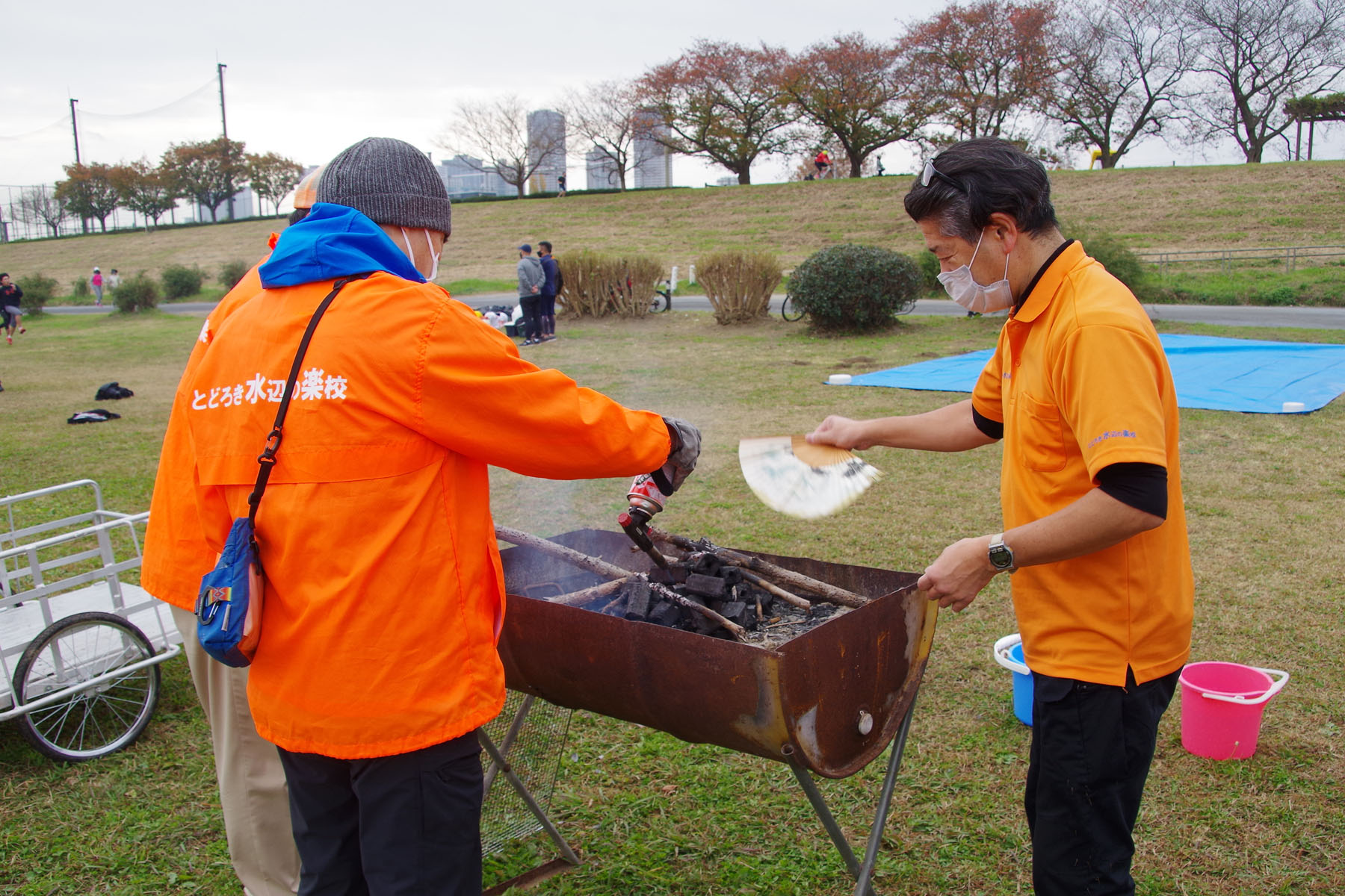 多摩川クリーンアップ・焼き芋大会