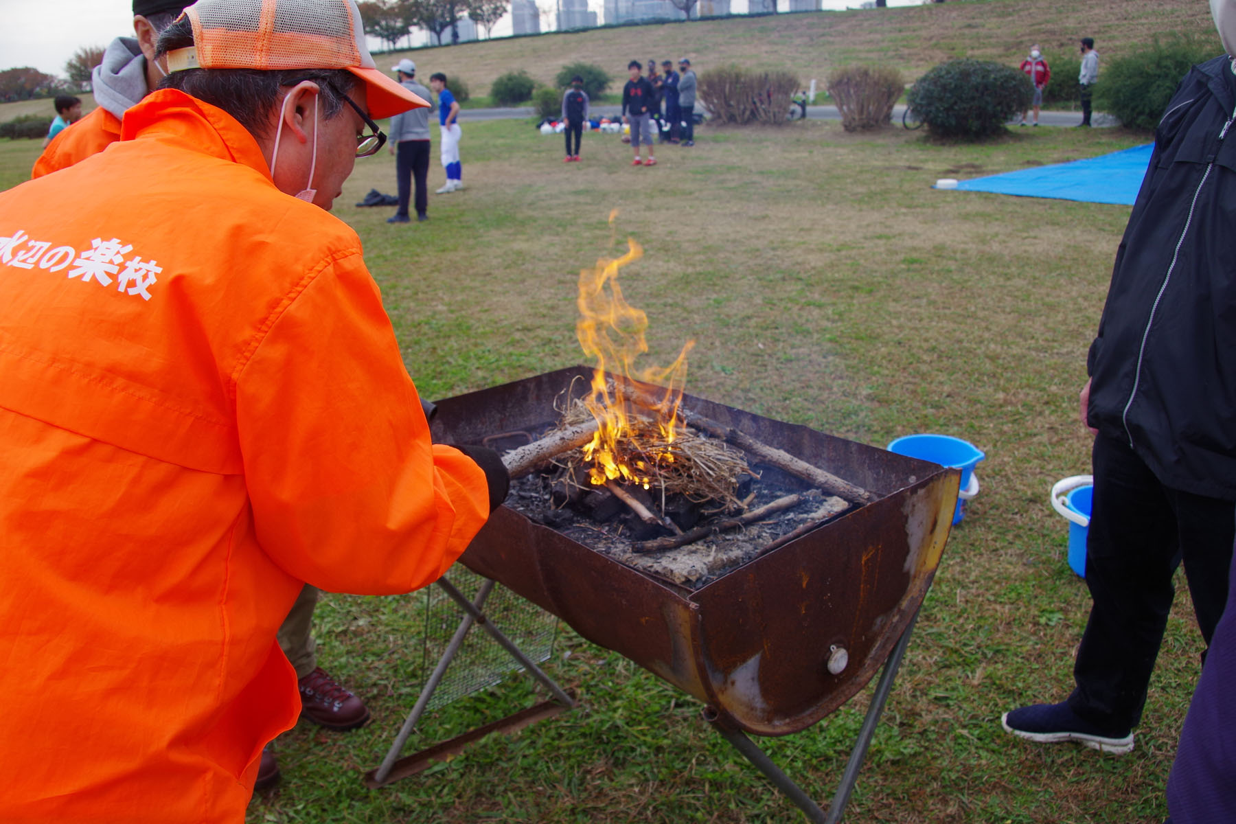 多摩川クリーンアップ・焼き芋大会