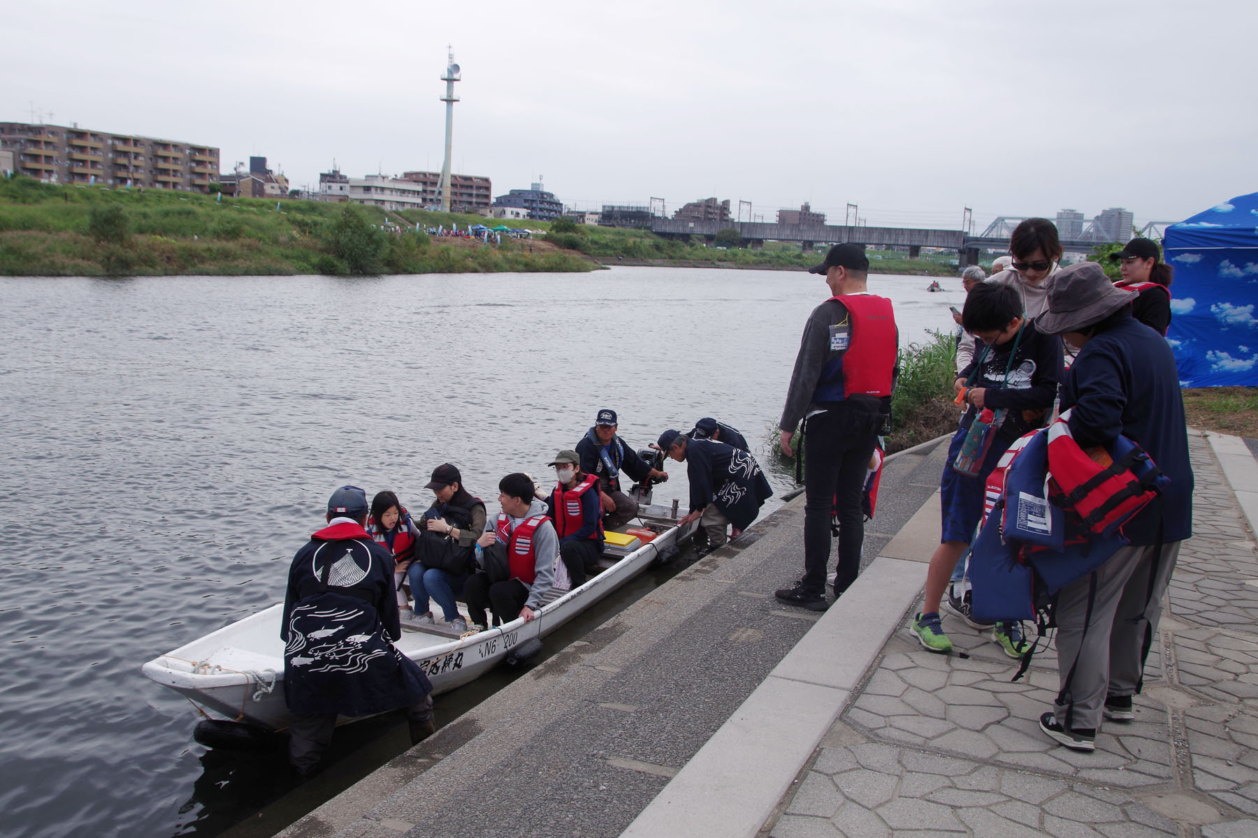 『丸子の渡しまつり』『多摩川で和むe（イー）体験』